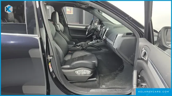PORSCHE CAYENNE 4.8 TURBO