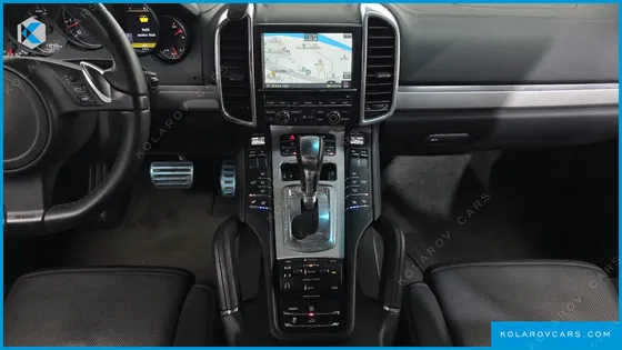 PORSCHE CAYENNE 4.8 TURBO