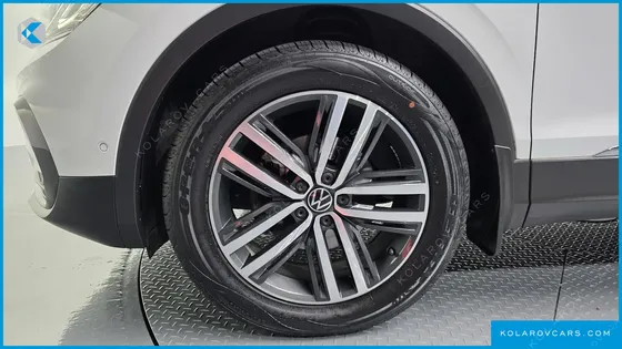 VOLKSWAGEN TIGUAN 2.0 TDI 4MOTION PRESTIGE