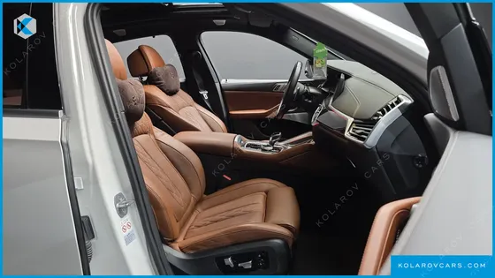 BMW X6 M50I