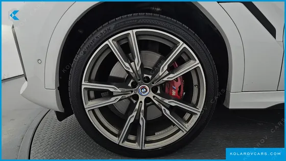 BMW X6 M50I