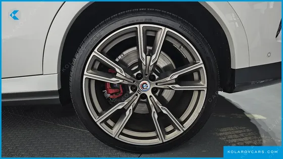 BMW X6 M50I