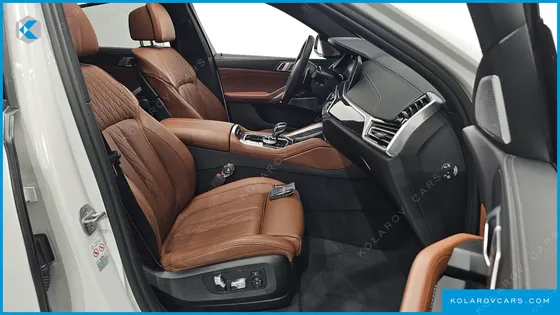 BMW X6 M50I