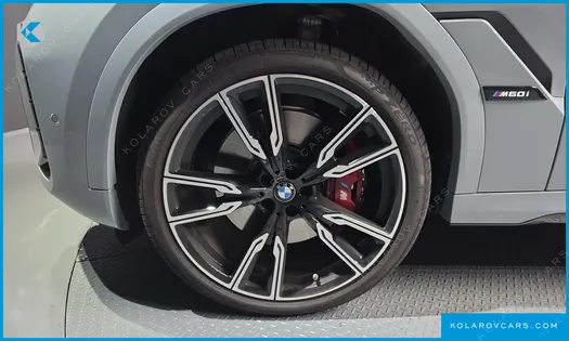 BMW X6 M60I