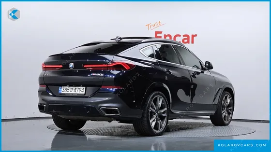 BMW X6 M50I