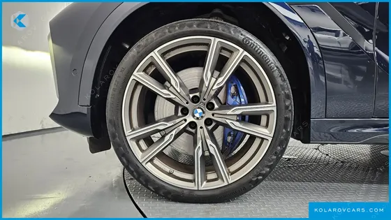 BMW X6 M50I