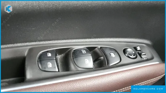 RENAULT KOREA QM6 (KOLEOS) DIESEL 2WD RE SIGNATURE