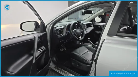 TOYOTA RAV4 2.5 2WD