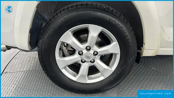 TOYOTA RAV4 2.5 4WD