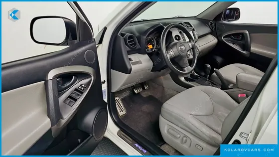 TOYOTA RAV4 2.5 4WD