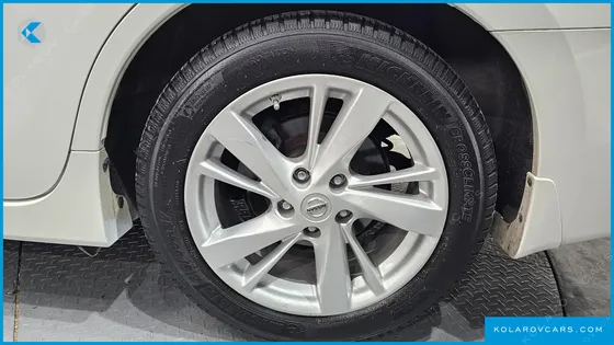 NISSAN ALTIMA 2.5 TECH