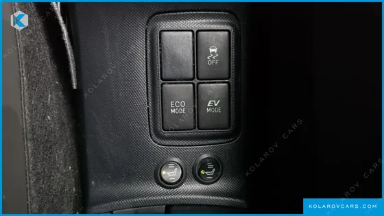 TOYOTA PRIUS 1.5