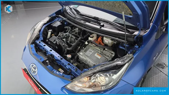 TOYOTA PRIUS 1.5