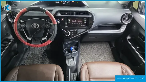 TOYOTA PRIUS 1.5
