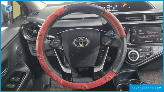 TOYOTA PRIUS 1.5