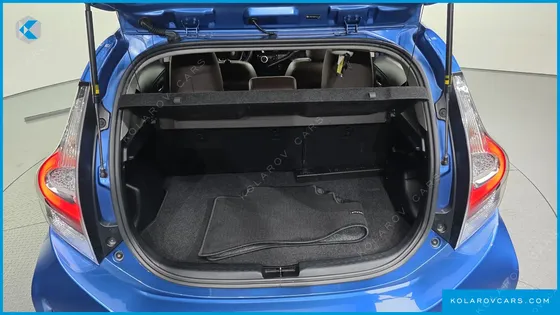 TOYOTA PRIUS 1.5