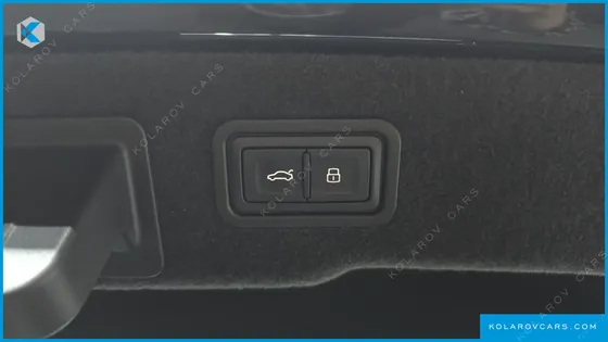 AUDI A8 50 TDI QUATRRO BLACK EDITION