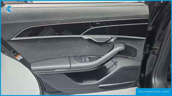 AUDI A8 50 TDI QUATRRO BLACK EDITION