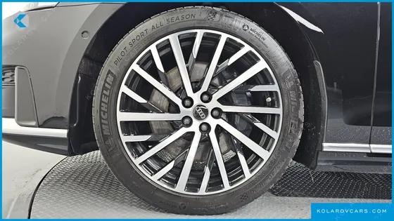 AUDI A8 55 TFSI QUATTRO LWB