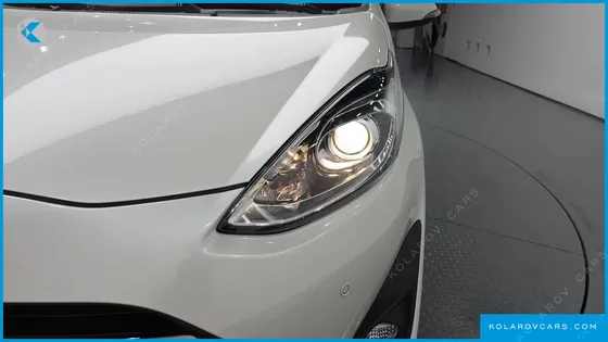 TOYOTA PRIUS 1.5