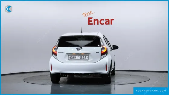 TOYOTA PRIUS 1.5
