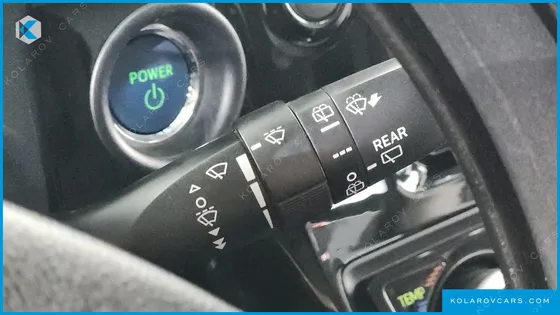 TOYOTA PRIUS 1.5
