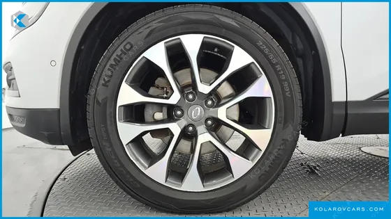RENAULT KOREA QM6 (KOLEOS) DIESEL 2WD RE SIGNATURE