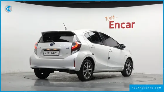 TOYOTA PRIUS 1.5