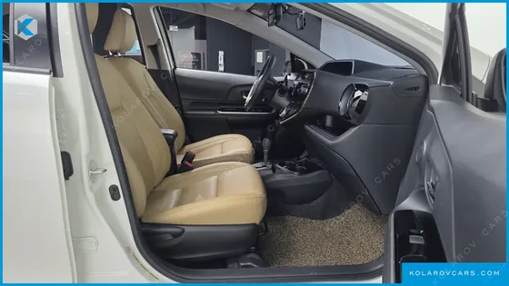TOYOTA PRIUS 1.5