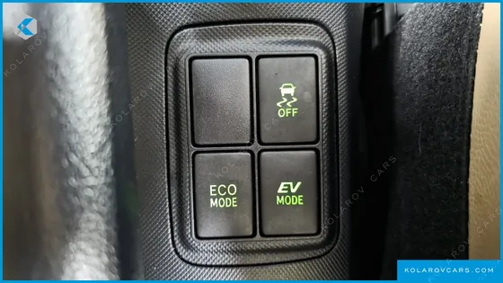 TOYOTA PRIUS 1.5