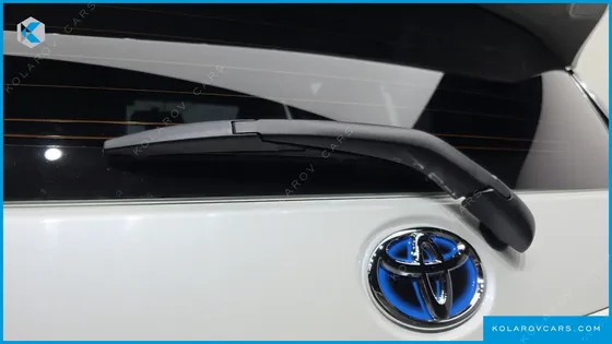 TOYOTA PRIUS 1.5