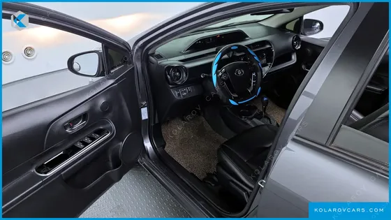 TOYOTA PRIUS 1.5