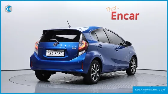 TOYOTA PRIUS 1.5
