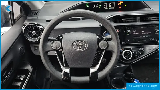 TOYOTA PRIUS 1.5
