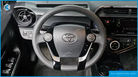 TOYOTA PRIUS 1.5