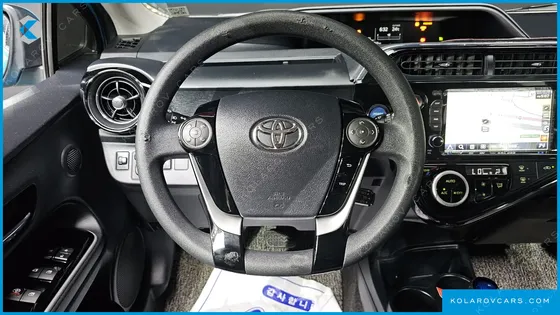 TOYOTA PRIUS 1.5