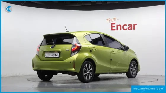 TOYOTA PRIUS 1.5