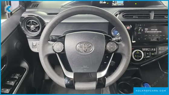TOYOTA PRIUS 1.5
