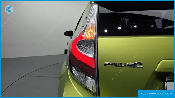 TOYOTA PRIUS 1.5