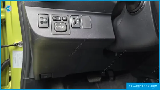 TOYOTA PRIUS 1.5