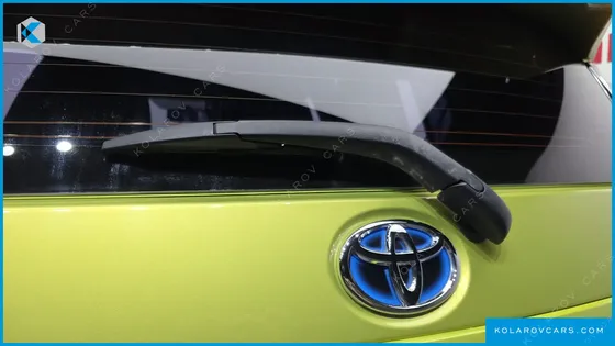 TOYOTA PRIUS 1.5
