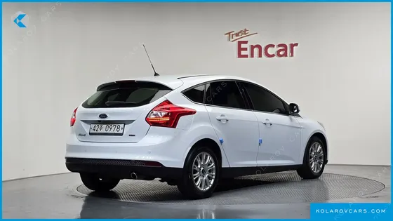 FORD FOCUS 2.0 DIESEL TITANIUM HATCHBACK