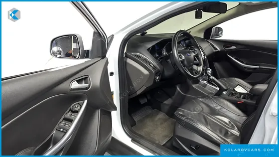 FORD FOCUS 2.0 DIESEL TITANIUM HATCHBACK