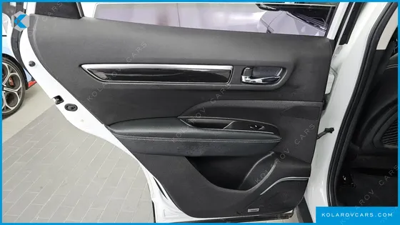 RENAULT KOREA QM6 (KOLEOS) DIESEL 4WD RE SIGNATURE