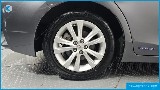 LEXUS CT200H 1.8 SUPREME