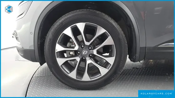 RENAULT KOREA QM6 (KOLEOS) DIESEL 2WD RE SIGNATURE