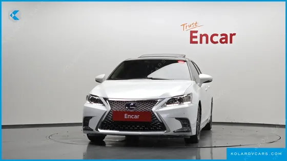 LEXUS CT200H 1.8 SUPREME
