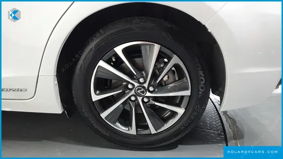 LEXUS CT200H 1.8 SUPREME