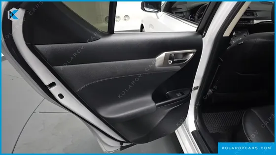 LEXUS CT200H 1.8 SUPREME