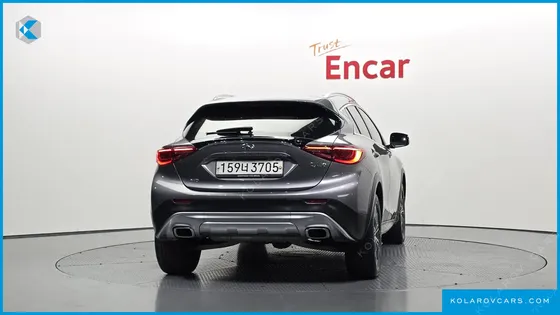 INFINITY QX30 2.0 ESSENTIAL AWD